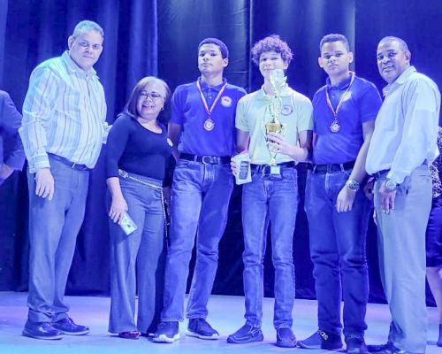 Estudiante de Loyola gana Olimpiada Nacional de Matemática