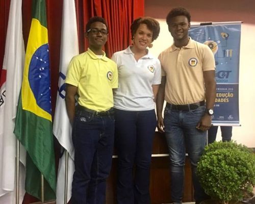 IPL participa en feria tecnológica de Brasil	